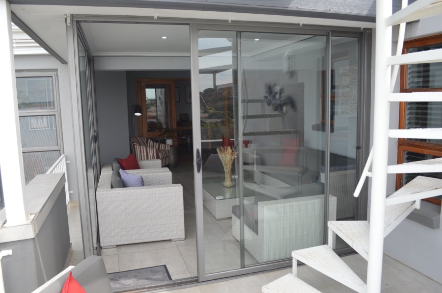 4 Bedroom Property for Sale in Wilkoppies North West